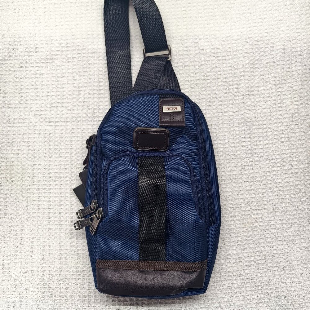 🧸NWT🧸Tumi Alpha Bravo Monterey Sling Bag | Lightweight Anti-Theft Crossbody
